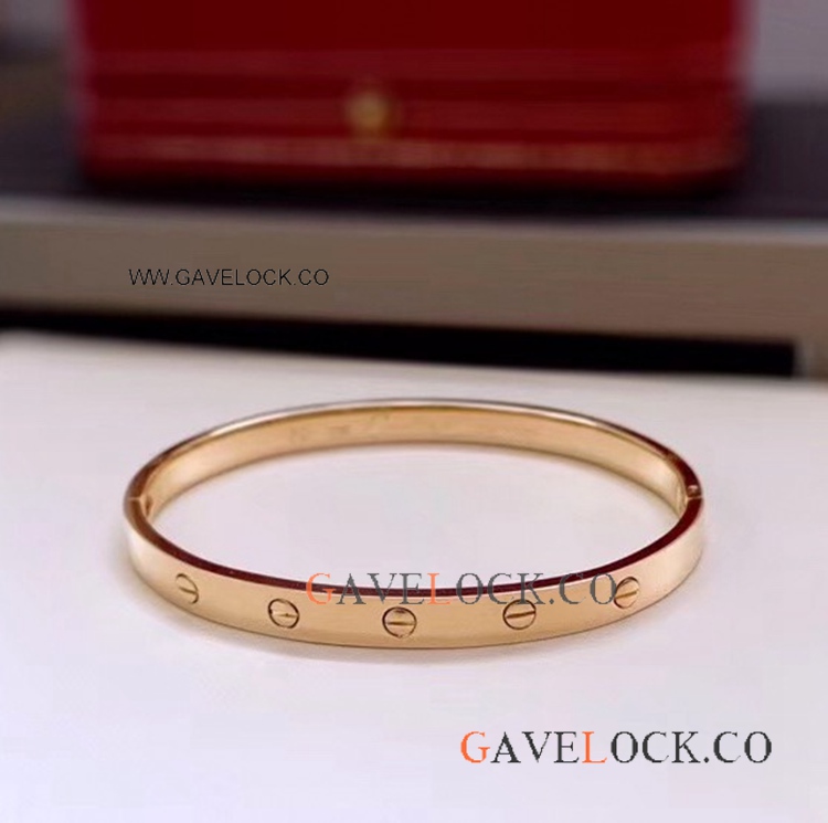 Classic Cartier Love Yellow Gold Bracelet - Easy Lock